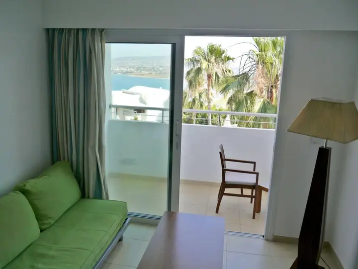 Киссонерга: Theo Sunset Bay Hotel