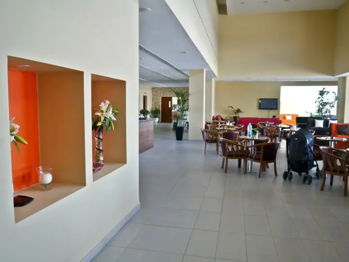 Киссонерга: Theo Sunset Bay Hotel