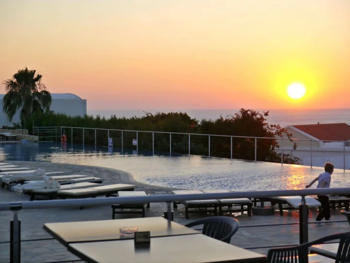 Киссонерга: Theo Sunset Bay Hotel