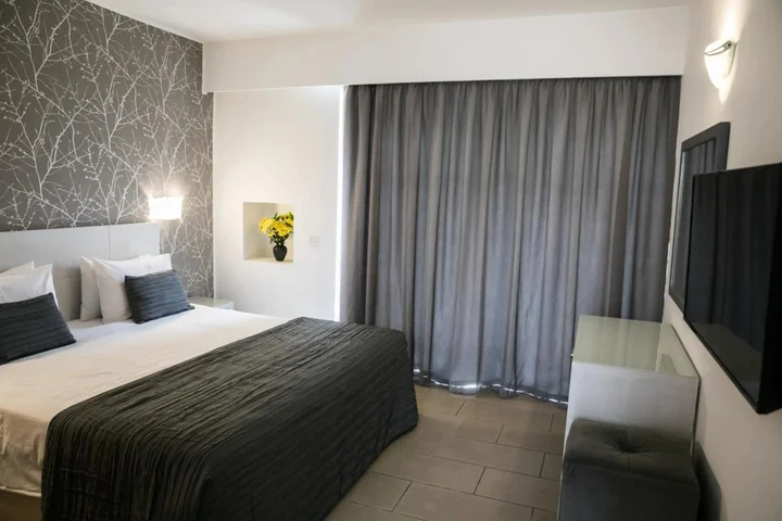 Киссонерга: Theo Sunset Bay Hotel