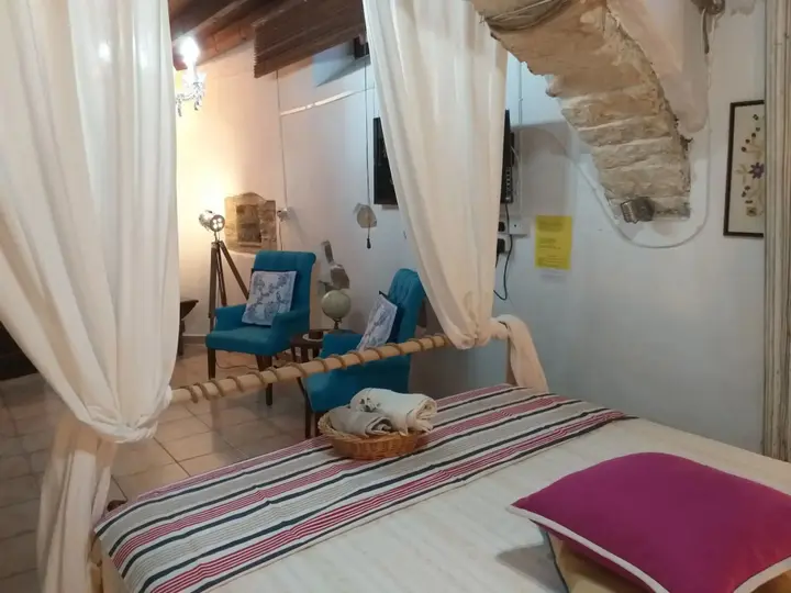 Калавасос: Stratos House