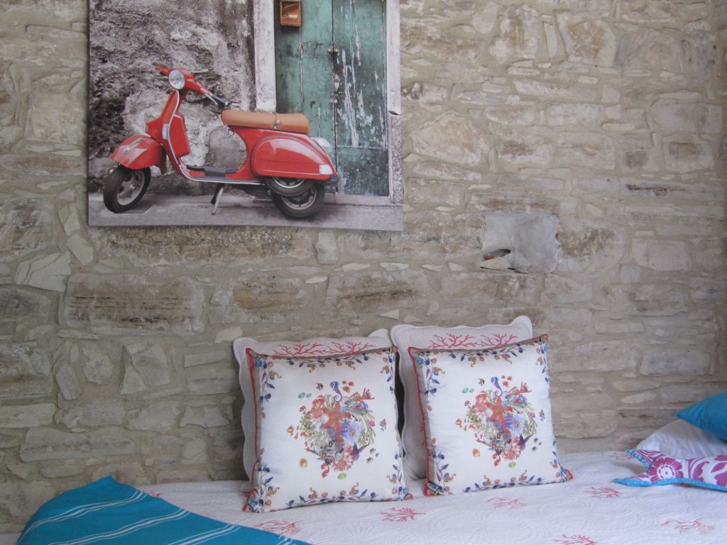 Калавасос: Stratos House
