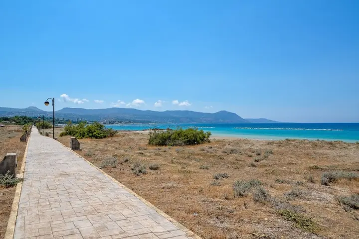 Друшиа: The Olympians Beach Villas