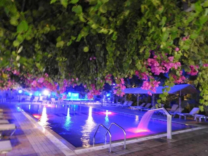 Айя-Напа: Corfu Hotel