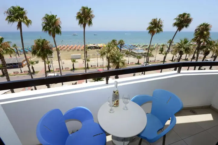 Ларнака: Les Palmiers Beach Hotel