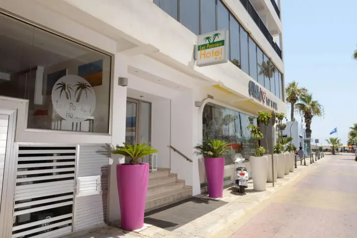 Ларнака: Les Palmiers Beach Hotel