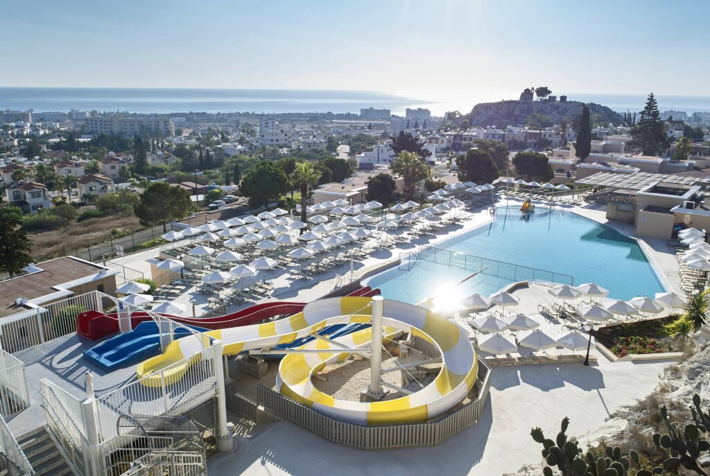 Протарас: Louis St Elias Resort & Waterpark