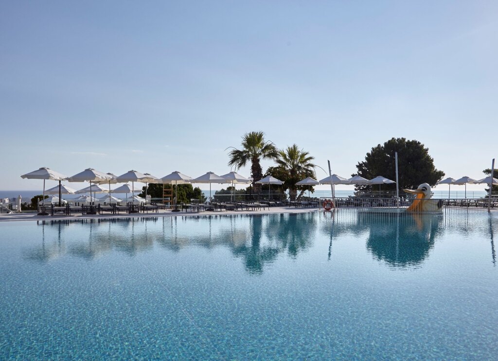 Протарас: Louis St Elias Resort & Waterpark