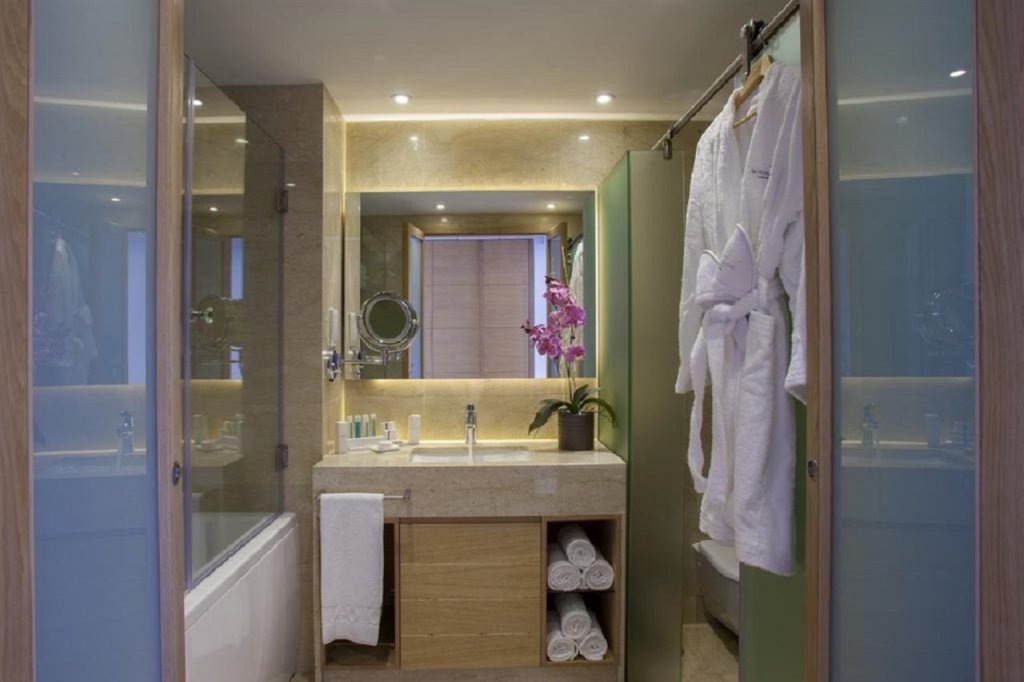 Гермасойя: Royal Apollonia by Louis Hotels