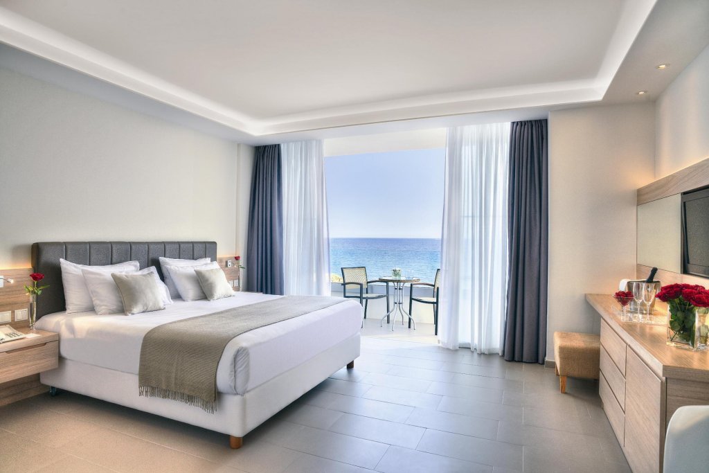 Гермасойя: Royal Apollonia by Louis Hotels
