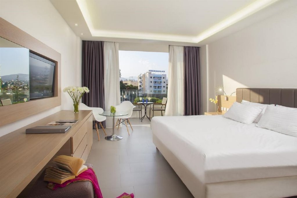 Гермасойя: Royal Apollonia by Louis Hotels