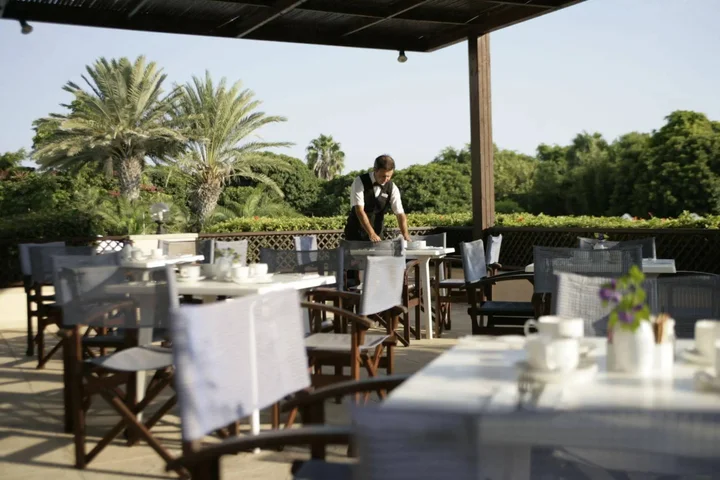 Пафос: Avanti Hotel