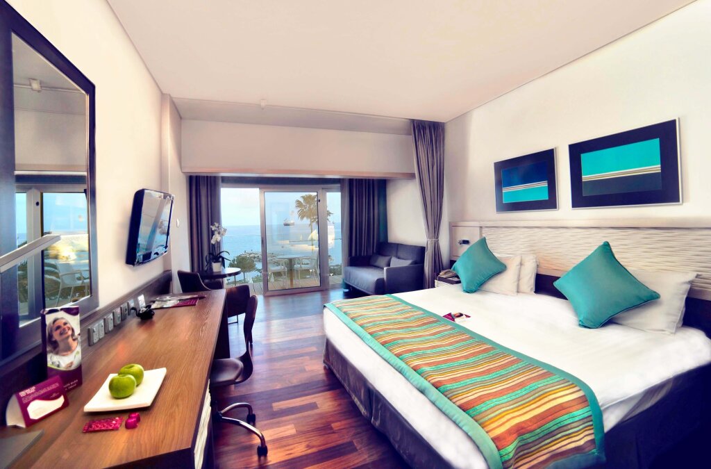 Лимассол: Crowne Plaza Limassol by IHG