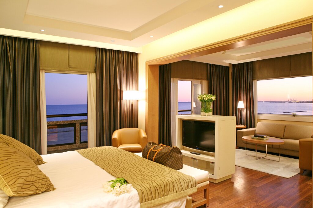 Лимассол: Crowne Plaza Limassol by IHG