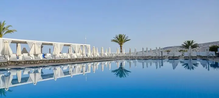 Киссонерга: Queen's Bay Hotel
