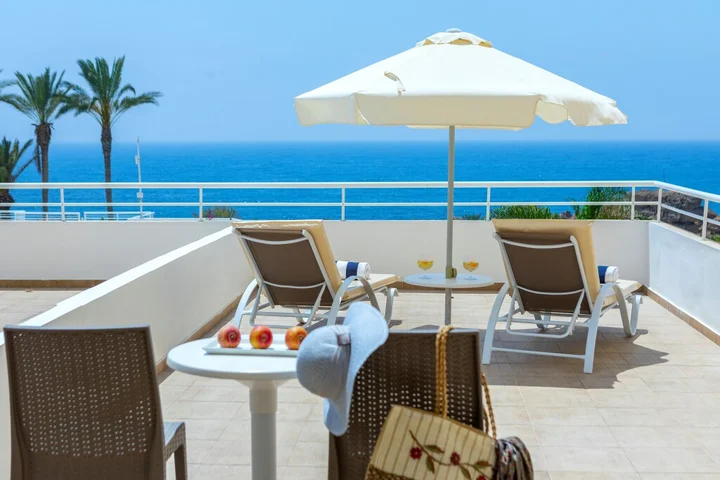 Киссонерга: Queen's Bay Hotel