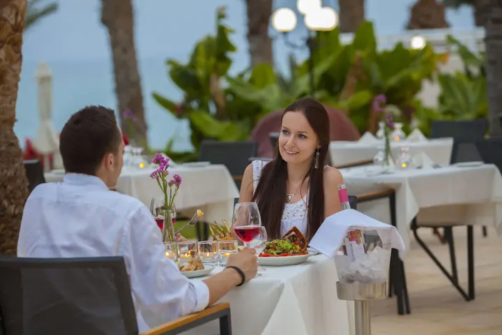 Киссонерга: Queen's Bay Hotel