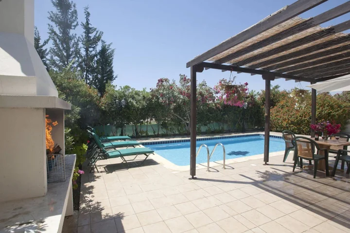 Ороклини: Reginas Exclusive Villas