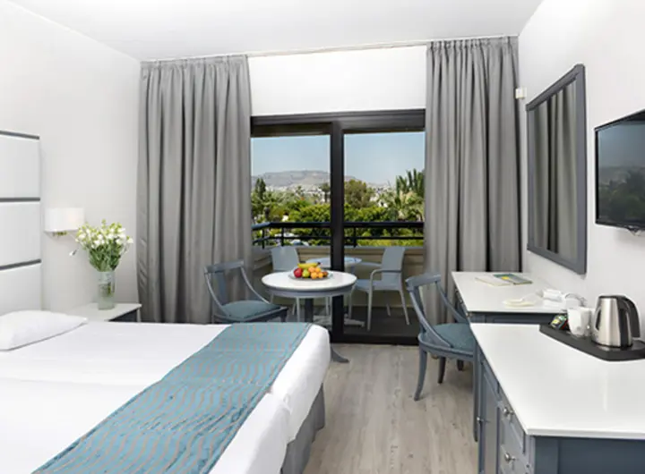 Ларнака: Palm Beach Hotel & Bungalows