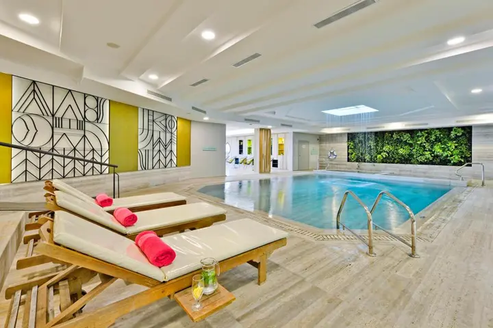 Айя-Напа: Napa Mermaid Hotel & Suites