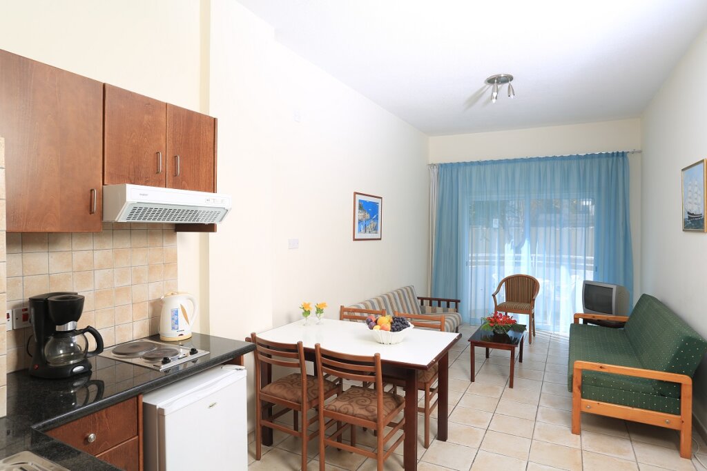 Протарас: Отель Jacaranda Apartments