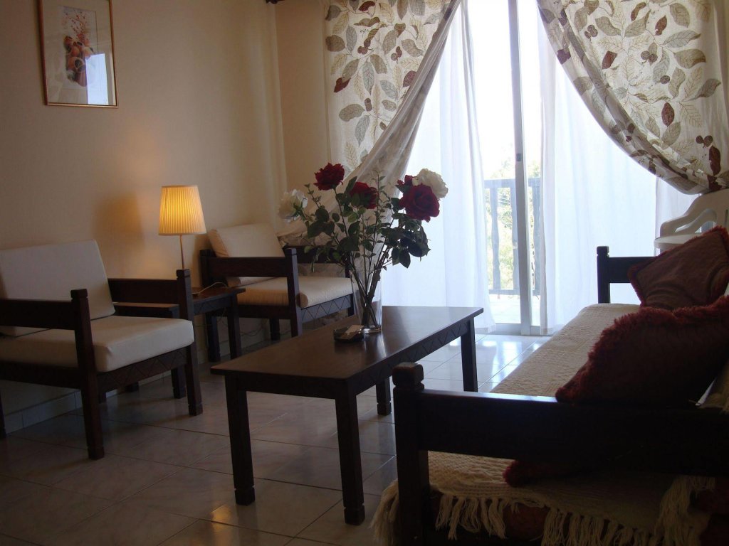 Лимассол: Lordos Hotel Apartments