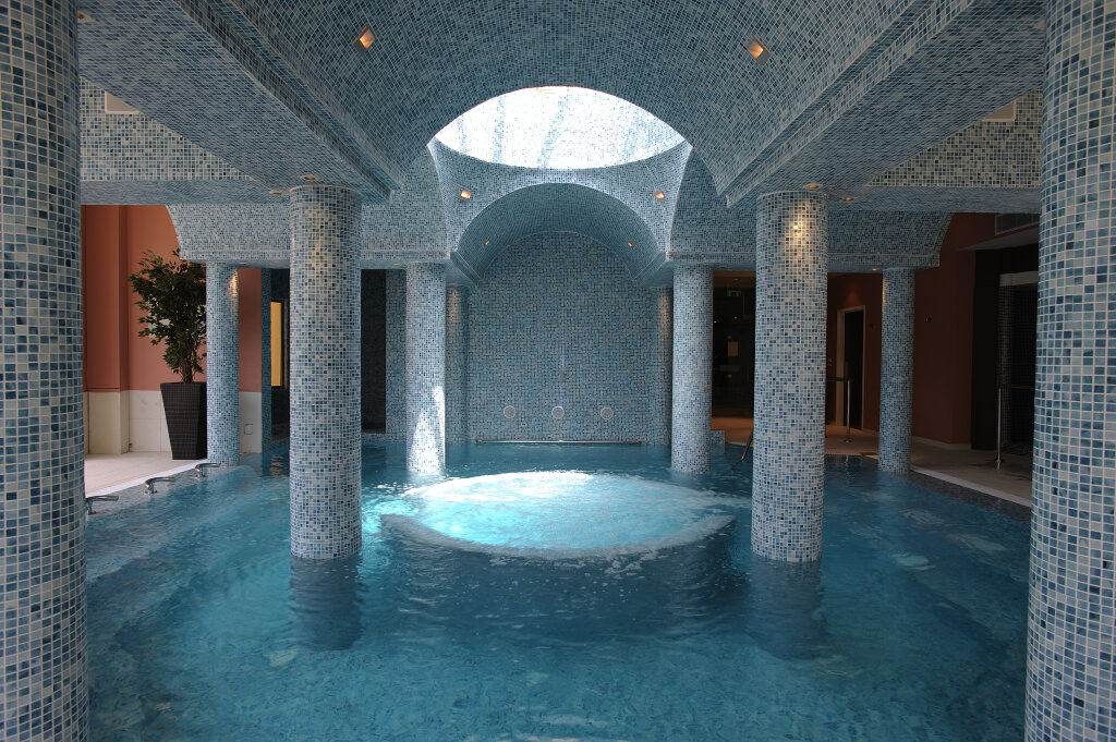 Хлорака: St. George Beach Hotel & Spa Resort