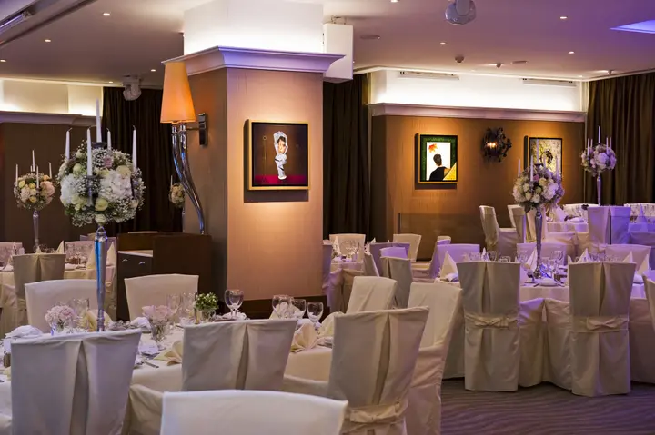Агиос Тихонас: Mediterranean Beach Hotel