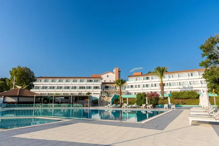 Протарас: Adelais Bay Hotel