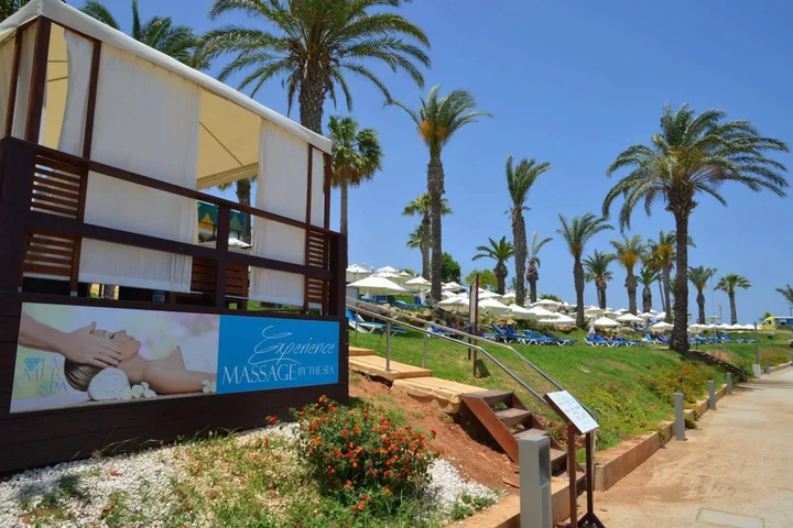 Протарас: The Golden Coast Beach Hotel