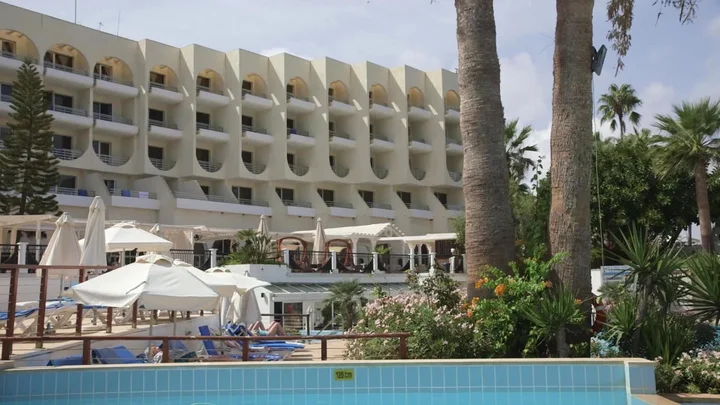 Протарас: The Golden Coast Beach Hotel
