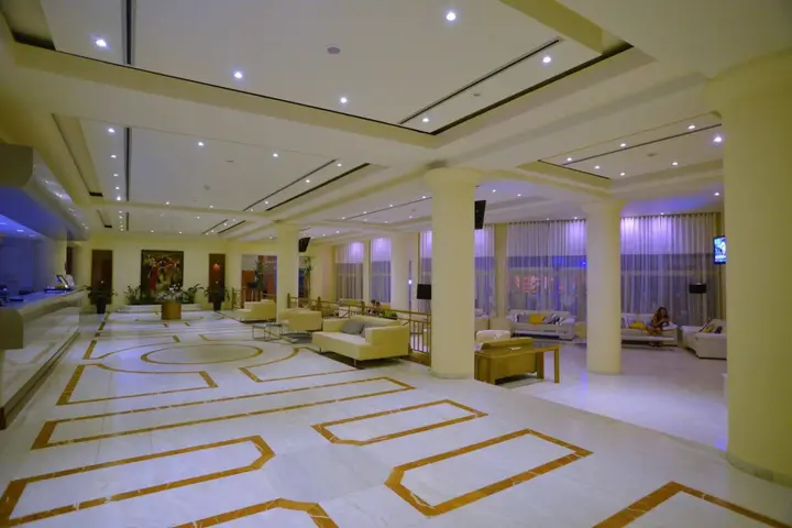 Протарас: The Golden Coast Beach Hotel