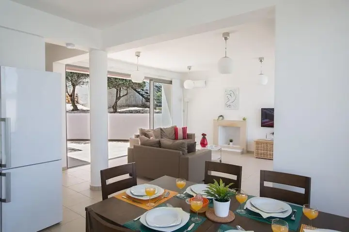 Нео Хорио: Esprit Villas