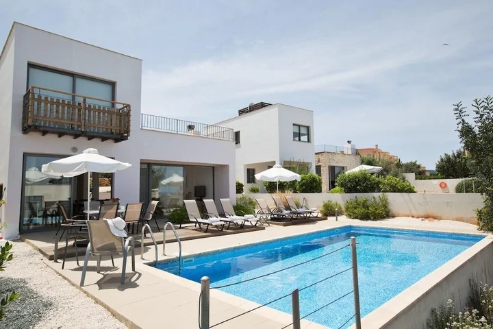 Нео Хорио: Esprit Villas