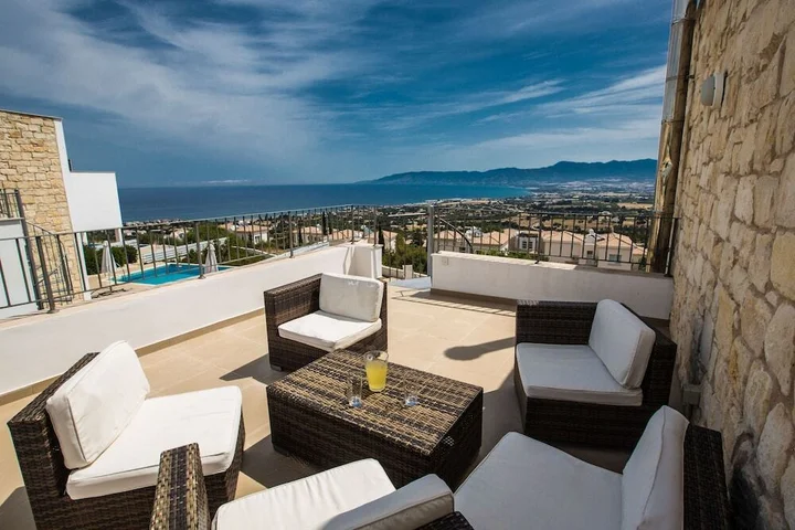 Нео Хорио: Esprit Villas