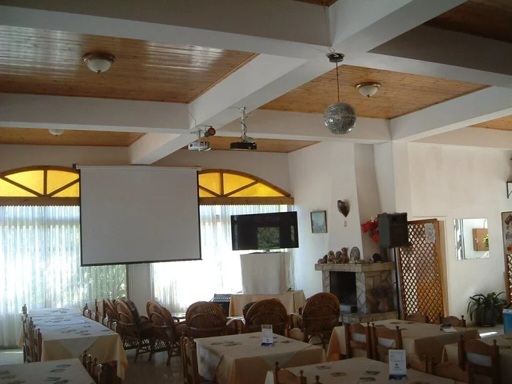 Озанкей: Paradise Holiday Bungalows