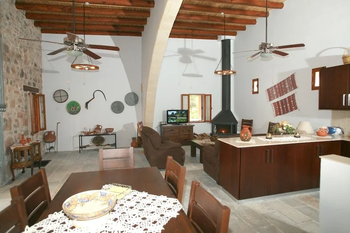 Киссонерга: Areti Courtyard Villa