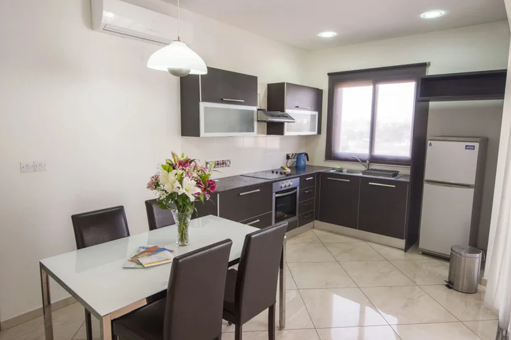 Ларнака: Mesogios House Suites