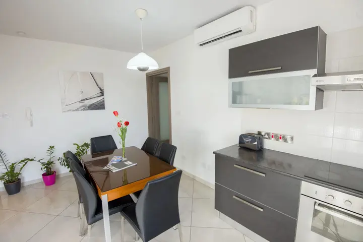Ларнака: Mesogios House Suites