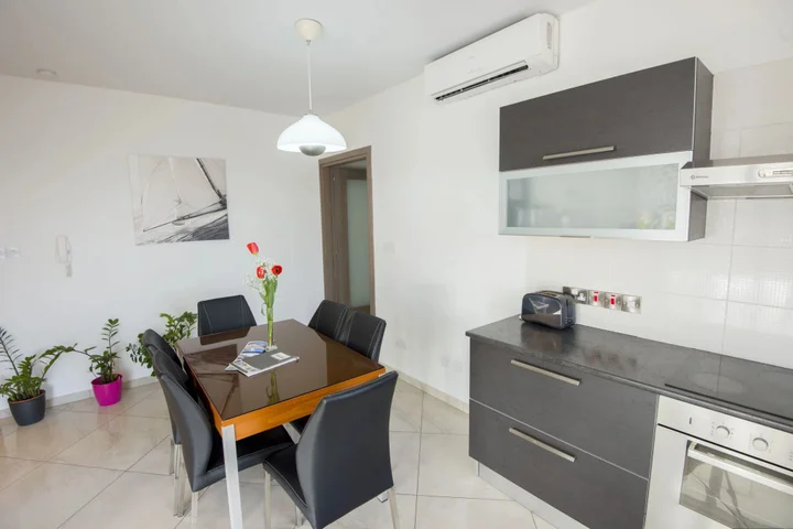 Ларнака: Mesogios House Suites
