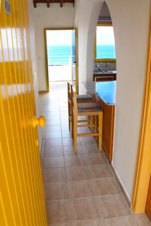 Myroandrou Beach Apartments — фото 4