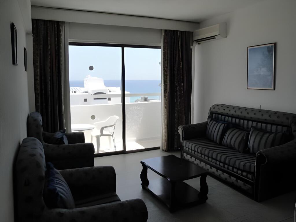Протарас: Melini Hotel Suites