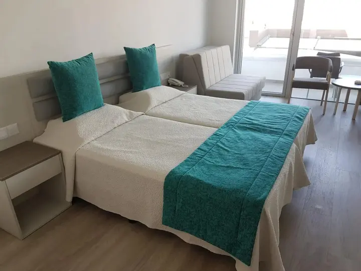 Протарас: Melini Hotel Suites
