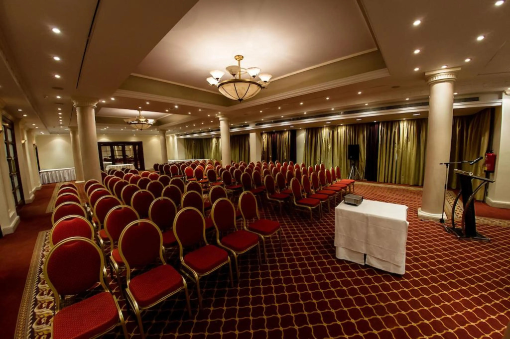 Лимассол: Curium Palace Hotel