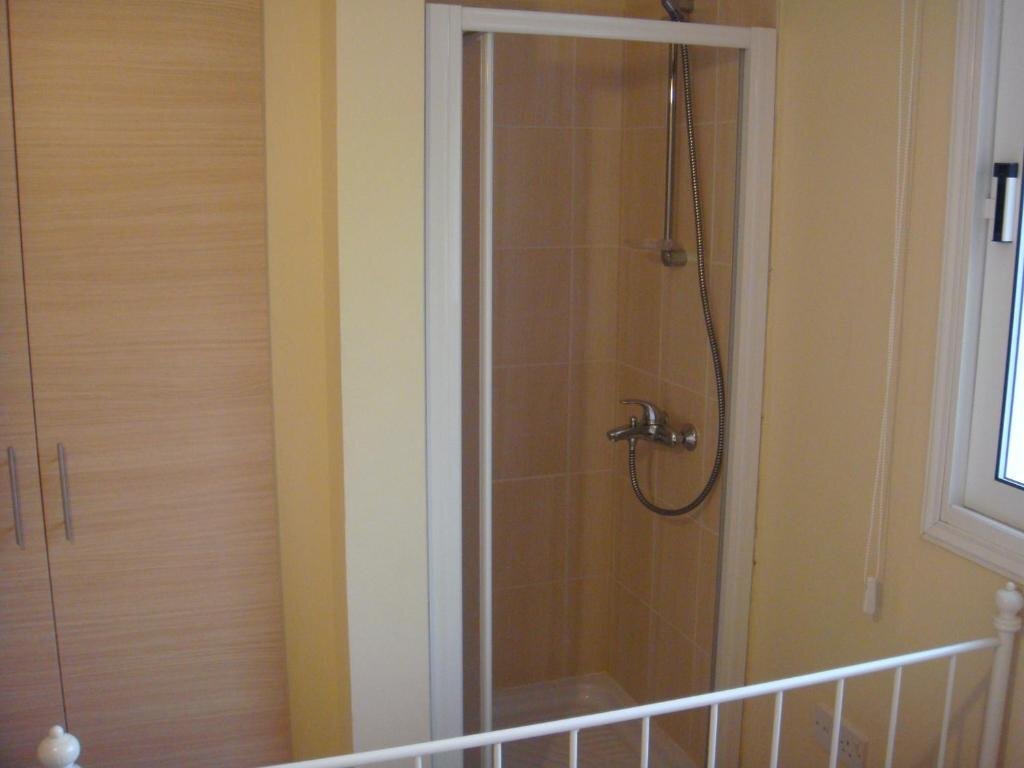 Айя-Напа: Athena Villa