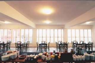 Пафос: Axiothea Hotel