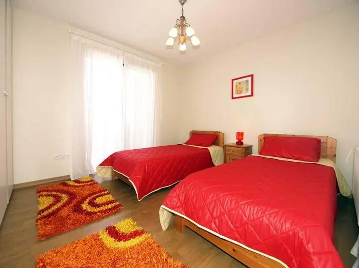 Агиос Тихонас: Amathusa Villas