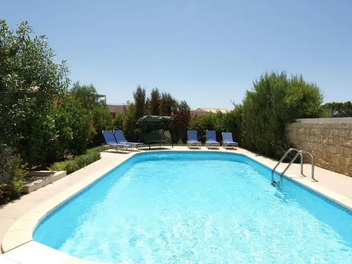 Агиос Тихонас: Amathusa Villas