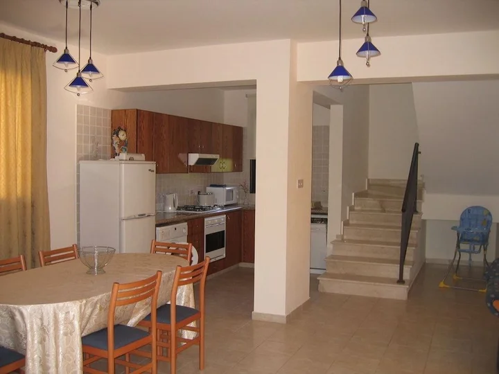 Киссонерга: Five Waves Holiday Villas