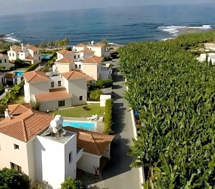 Киссонерга: Five Waves Holiday Villas